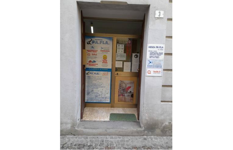 locale commerciale in vendita ad Atri