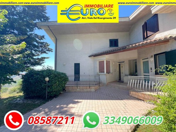 casa indipendente in vendita ad Atri