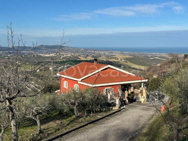 casa indipendente in vendita ad Atri
