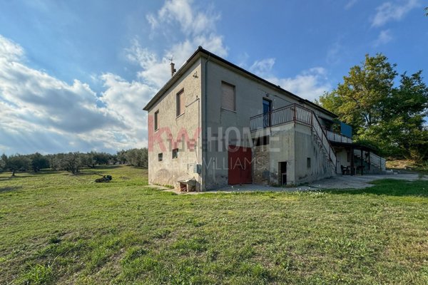 casa indipendente in vendita ad Atri