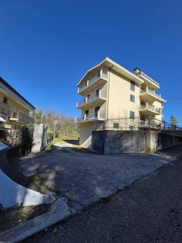 appartamento in vendita a Basciano