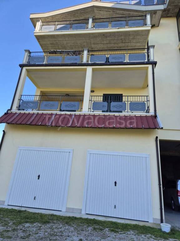 appartamento in vendita a Basciano