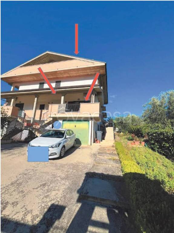 casa indipendente in vendita a Basciano in zona Santa Maria