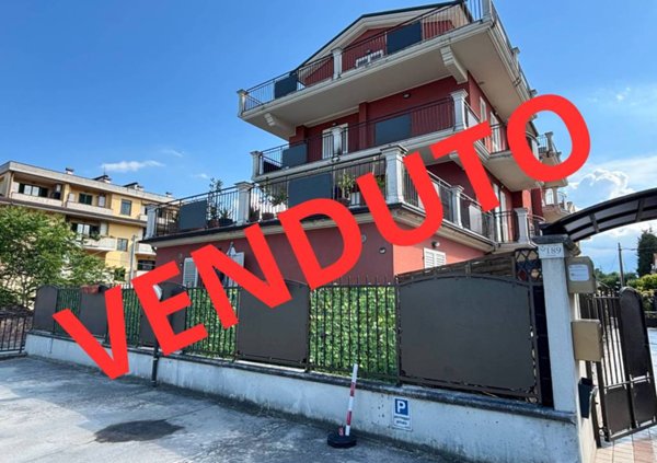 appartamento in vendita a Basciano in zona Zampitto