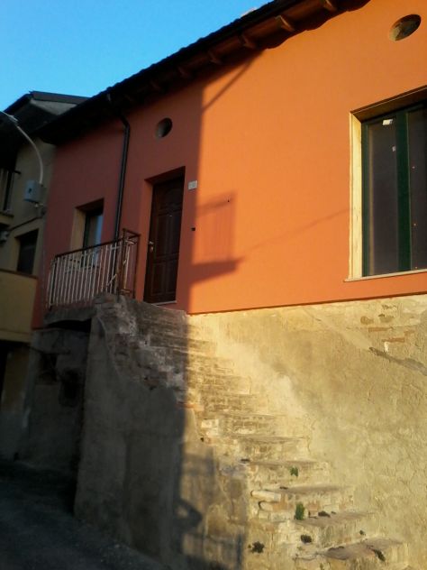casale in vendita a Basciano