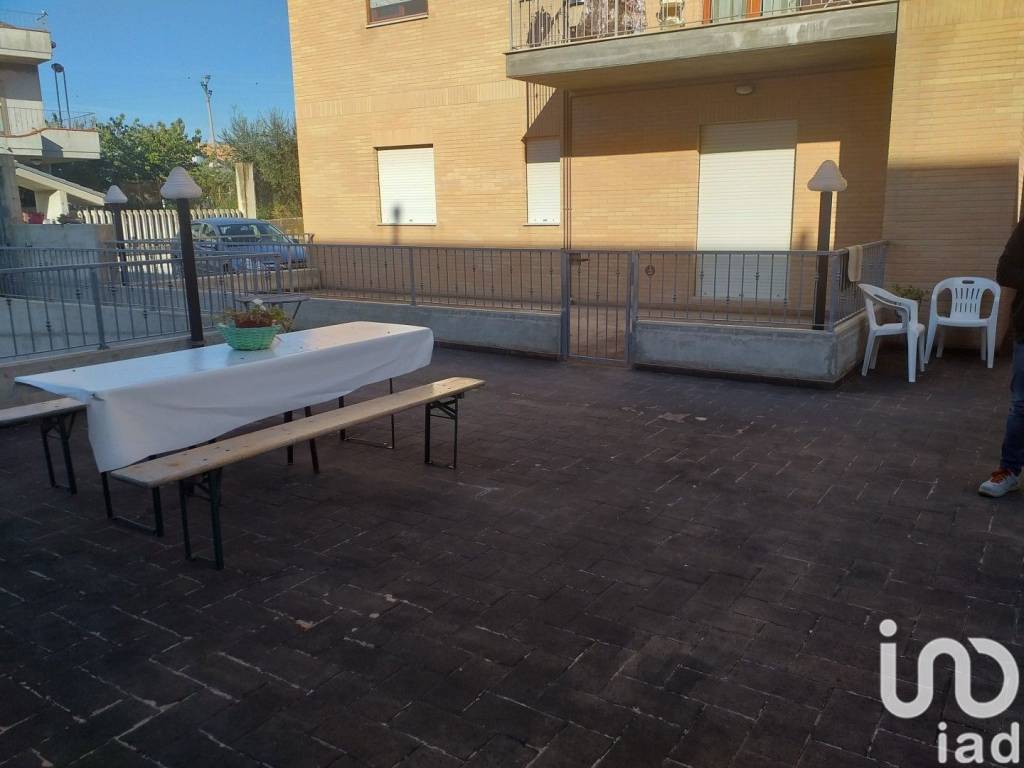 appartamento in vendita a Bellante in zona Ripattoni
