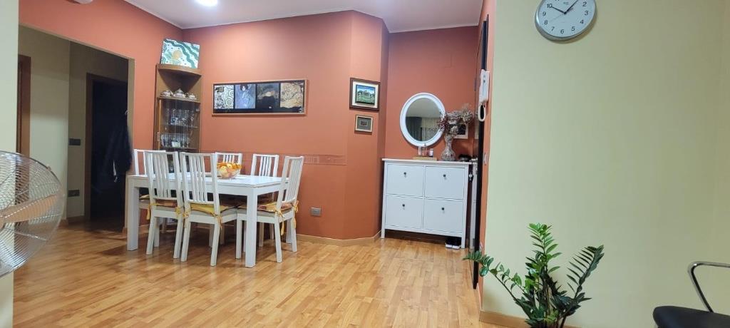 casa indipendente in vendita a Bellante
