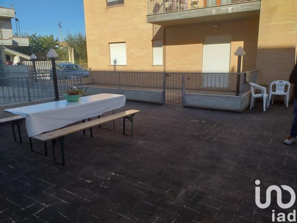 appartamento in vendita a Bellante in zona Ripattoni
