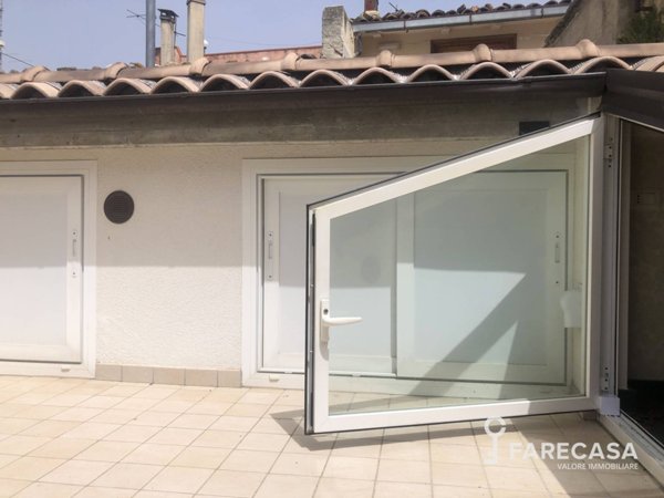 casa indipendente in vendita a Bellante