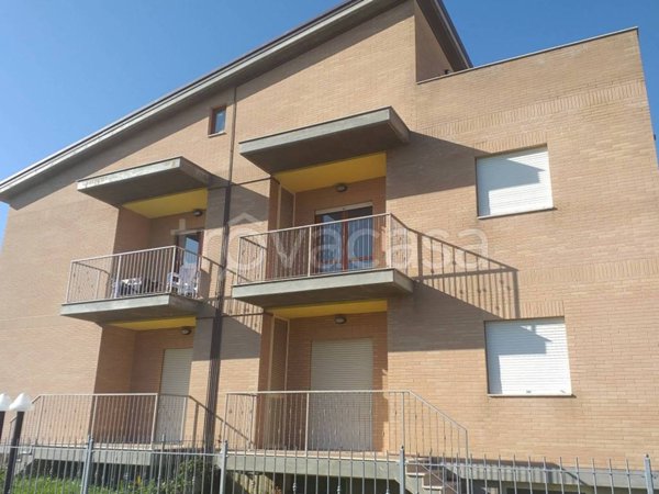 appartamento in vendita a Bellante in zona Ripattoni