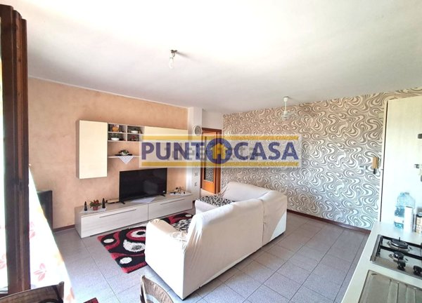 appartamento in vendita a Bellante in zona San Mauro