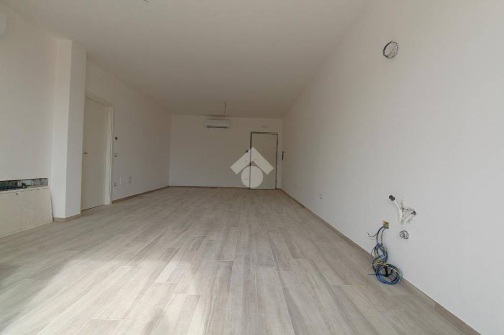 appartamento in vendita a Bellante in zona Bellante Stazione