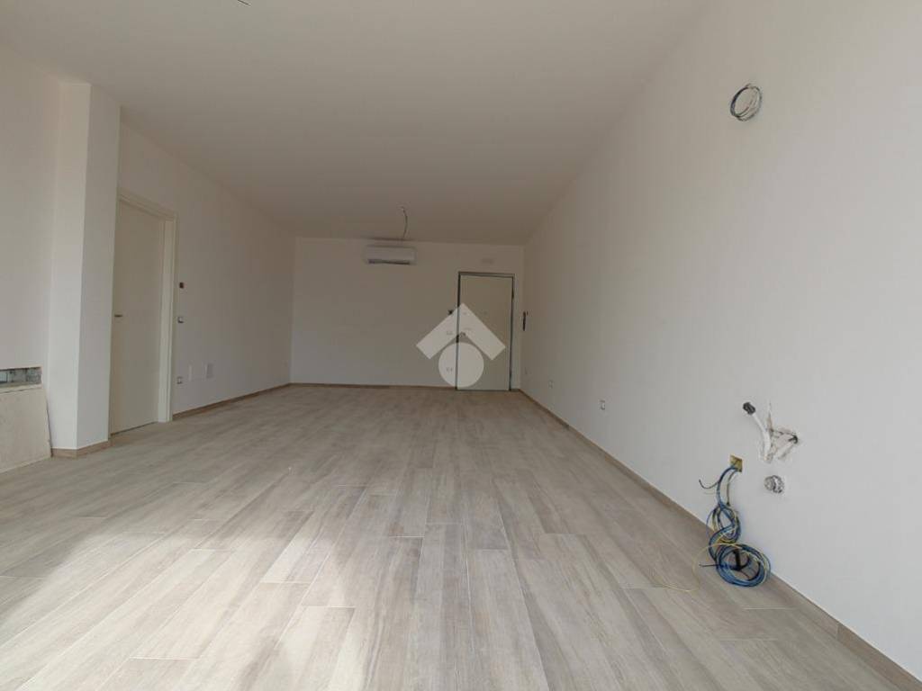 appartamento in vendita a Bellante in zona Bellante Stazione