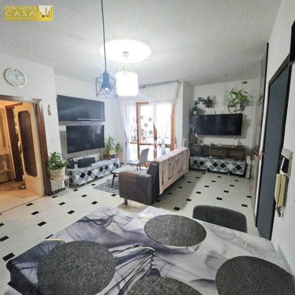 appartamento in vendita a Bellante in zona Bellante Stazione