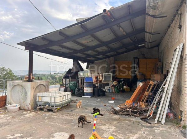 appartamento in vendita a Bellante