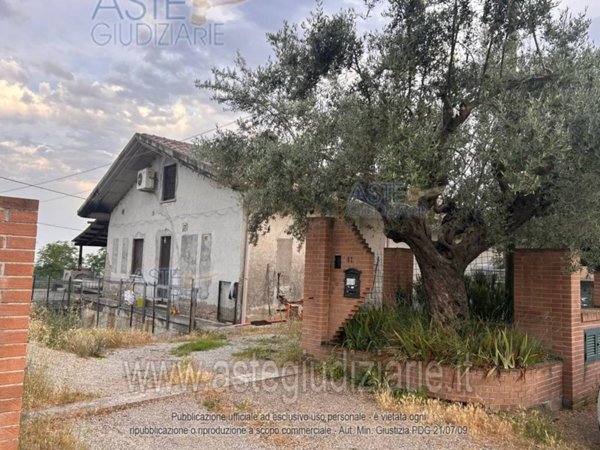 appartamento in vendita a Bellante