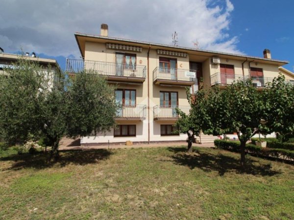 casa indipendente in vendita a Bellante in zona Bellante Stazione