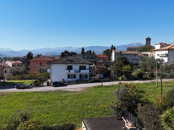 terreno edificabile in vendita a Bellante in zona Ripattoni