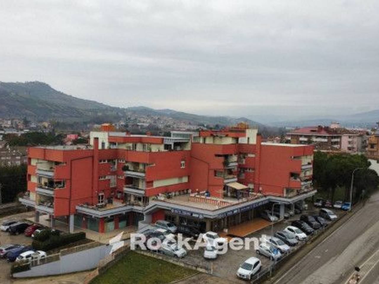 appartamento in vendita a Bellante in zona Bellante Stazione