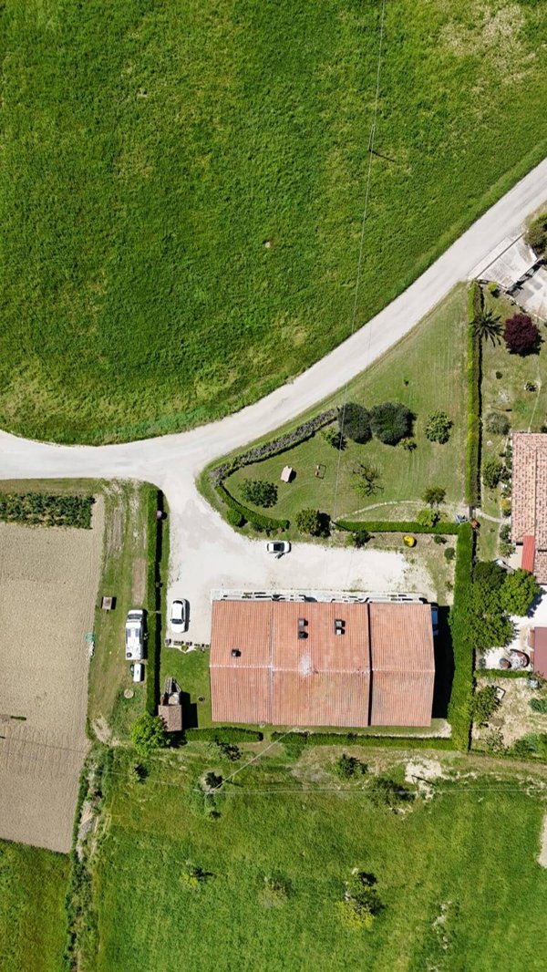 appartamento in vendita a Bellante in zona Chiareto