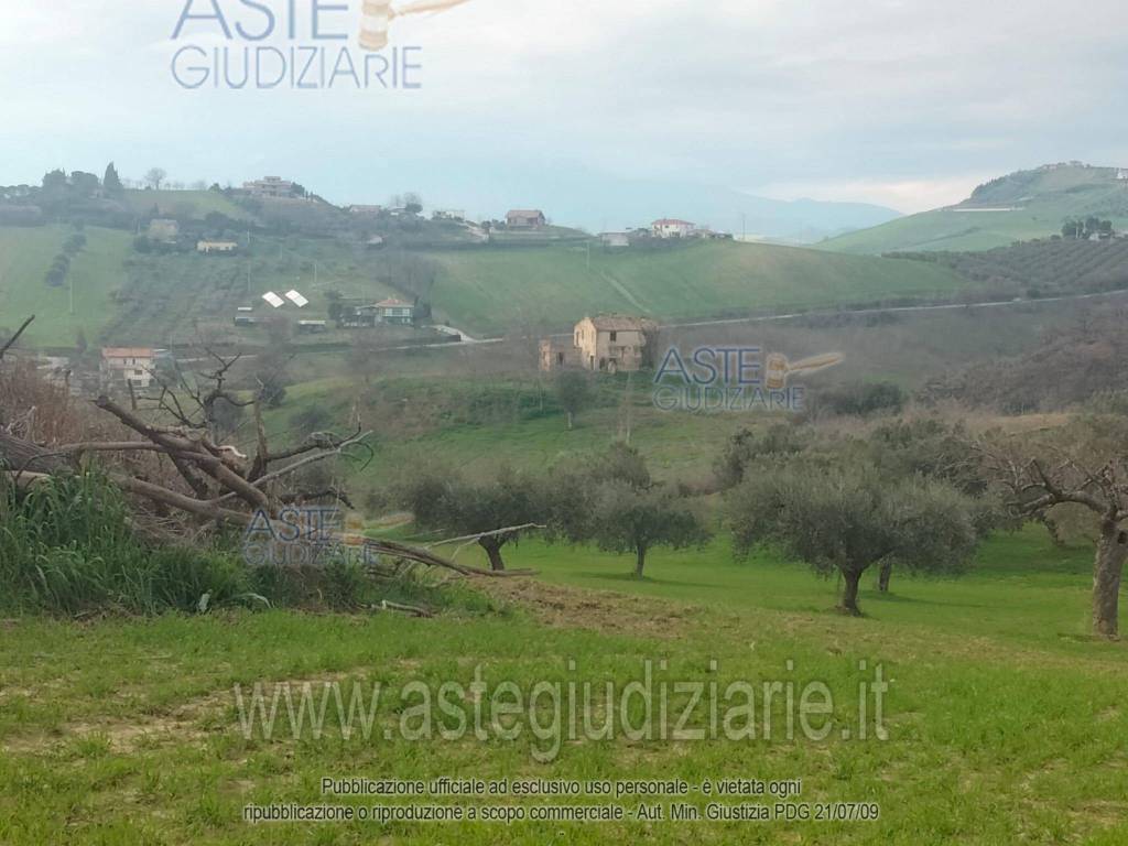 monolocale in vendita a Bellante in zona Ripattoni