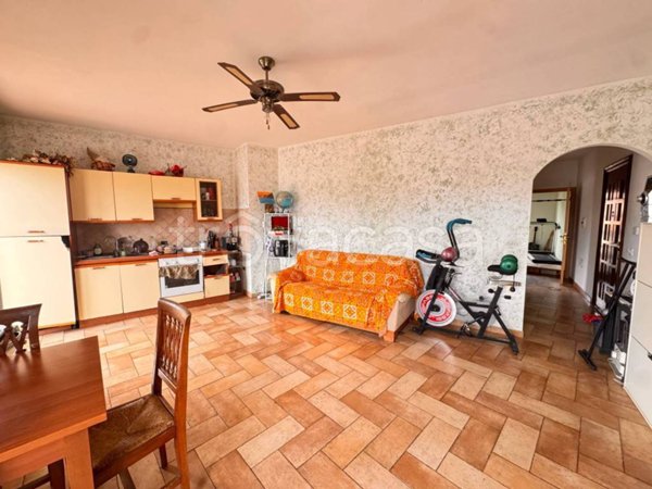 appartamento in vendita a Bellante in zona Bellante Stazione