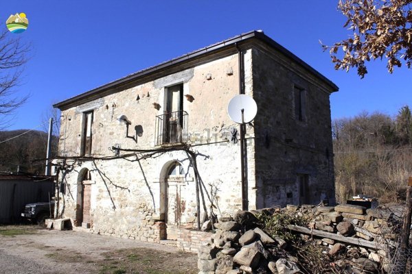 casa indipendente in vendita a Bisenti in zona San Nicola