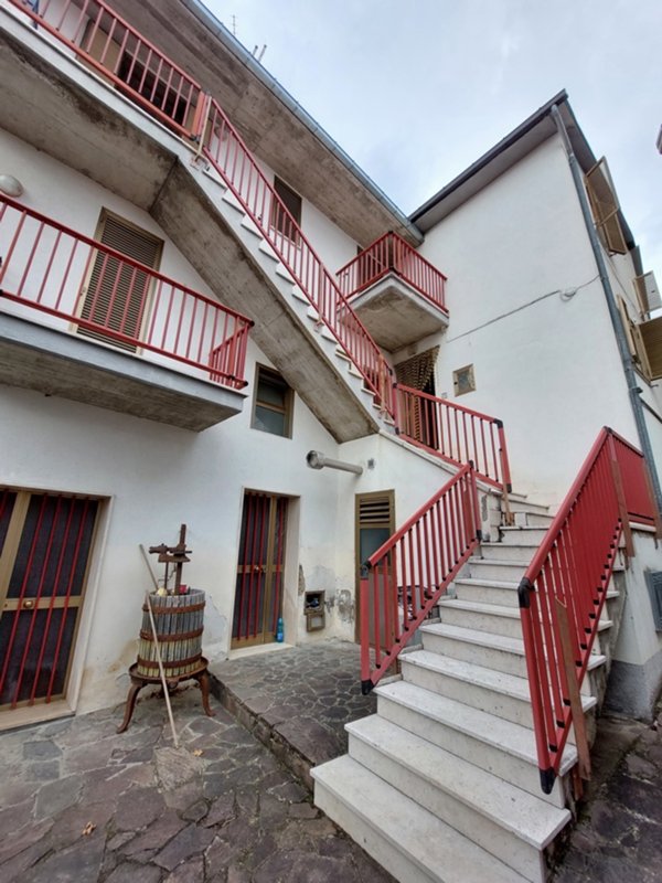 appartamento in vendita a Campli in zona Garrufo