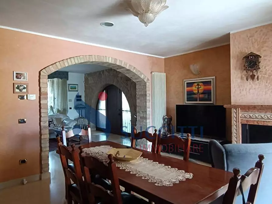 casa indipendente in vendita a Campli in zona Cesenà