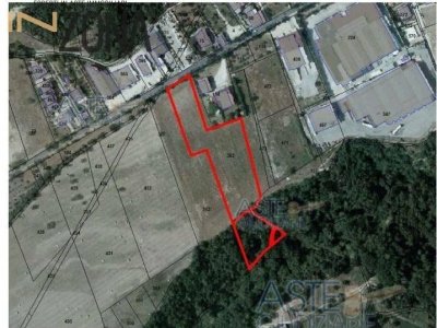 casa indipendente in vendita a Campli