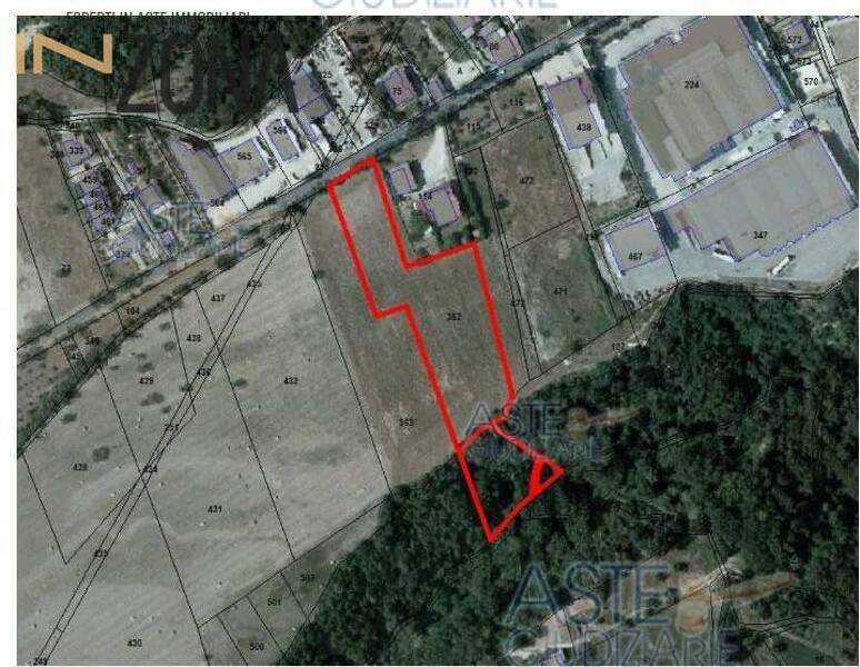 casa indipendente in vendita a Campli