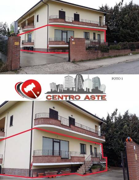 casa indipendente in vendita a Campli