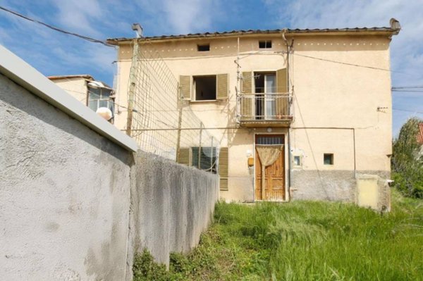 casa indipendente in vendita a Campli in zona Battaglia