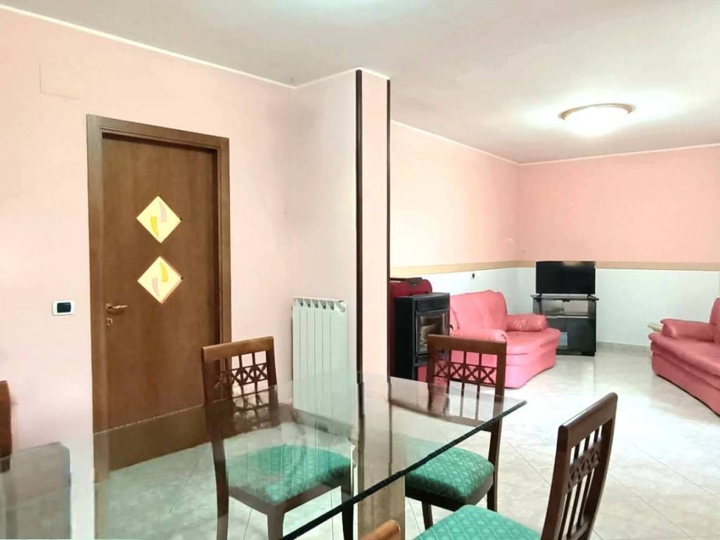 casa indipendente in vendita a Campli in zona Battaglia