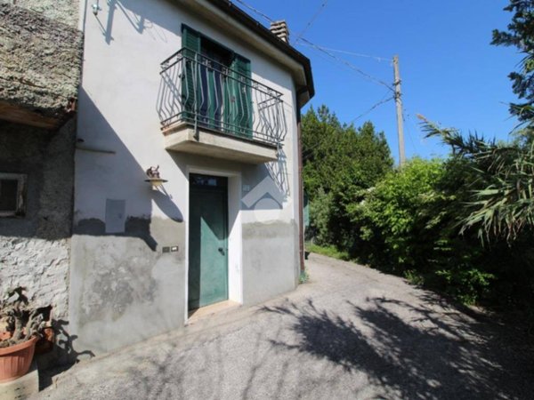 casa indipendente in vendita a Campli in zona Villa Camera