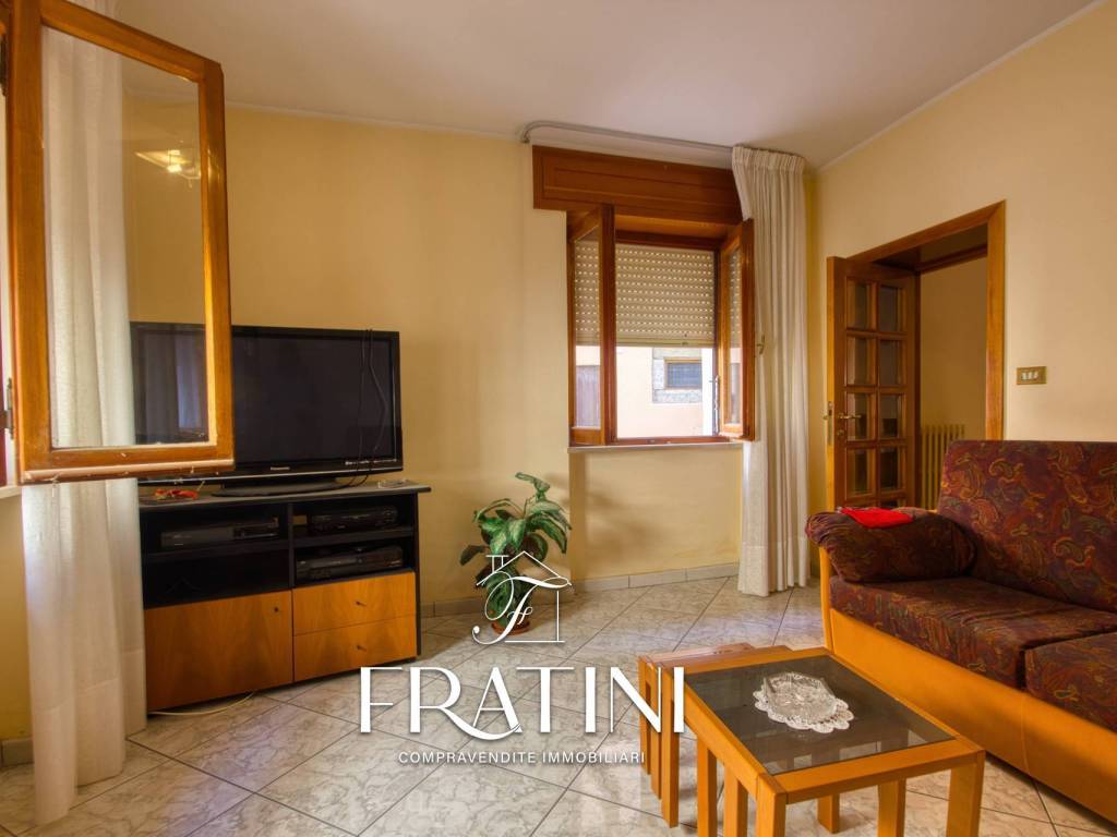 casa indipendente in vendita a Campli