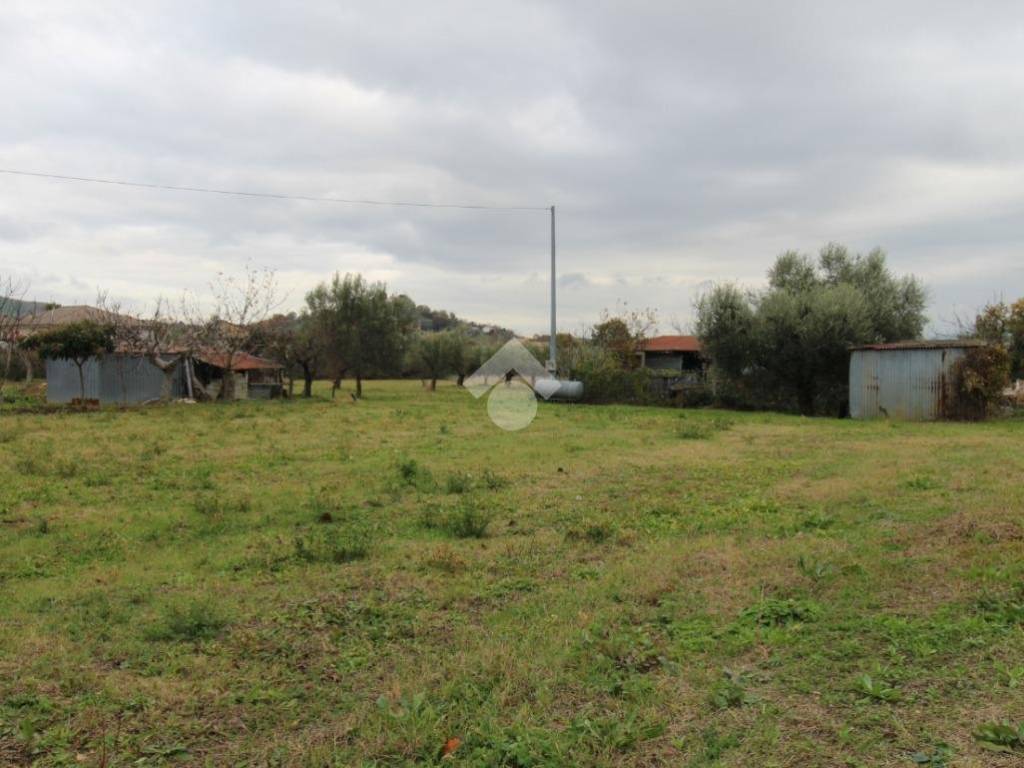 terreno edificabile in vendita a Campli