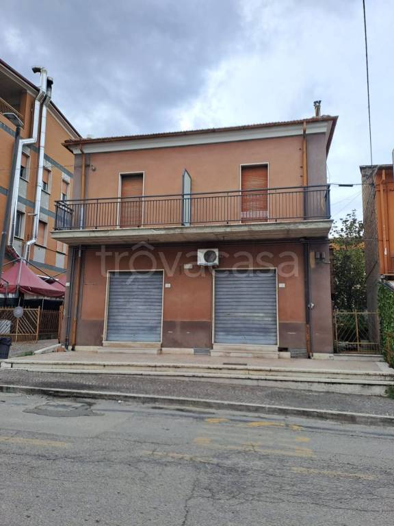 casa indipendente in vendita a Campli in zona Sant'Onofrio