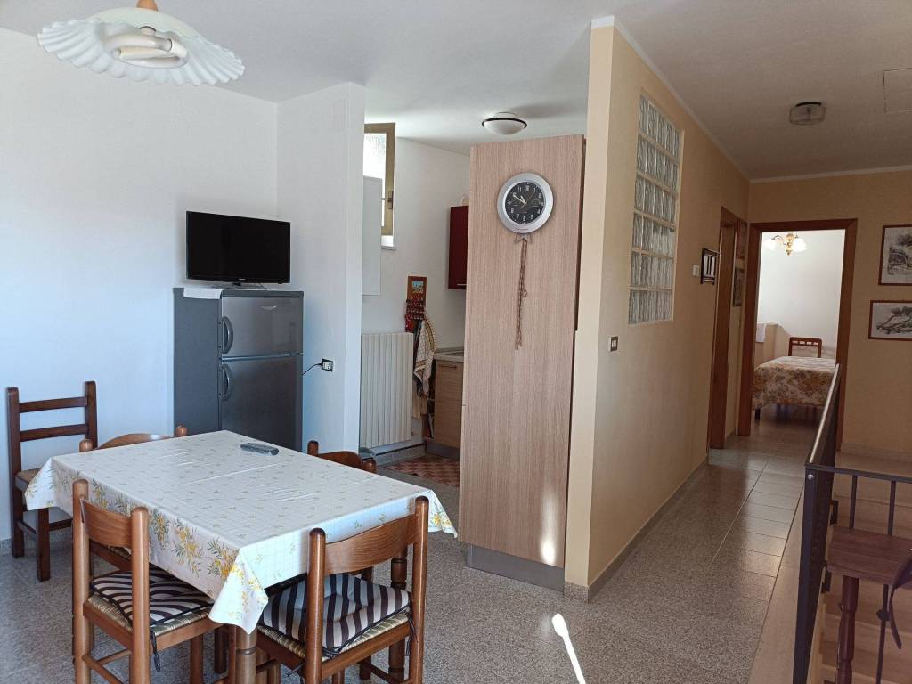 casa indipendente in vendita a Campli in zona Guazzano