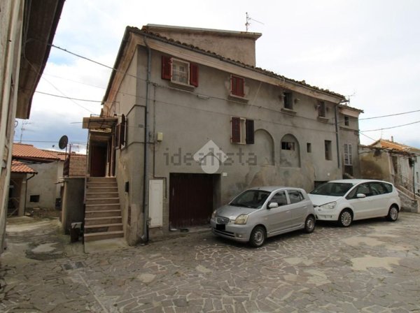 appartamento in vendita a Campli in zona Villa Camera