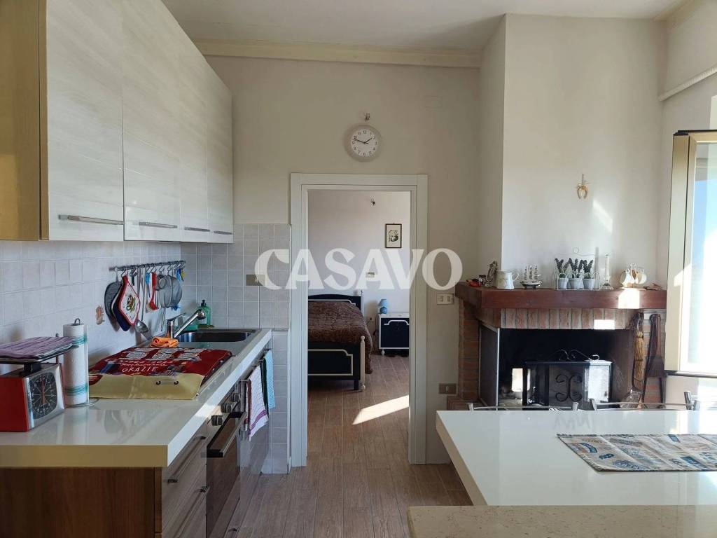 casa indipendente in vendita a Campli in zona Guazzano
