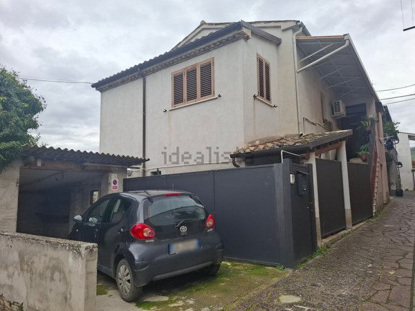 casa indipendente in vendita a Campli in zona Villa Camera