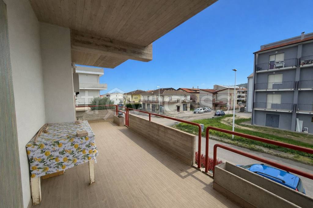 appartamento in vendita a Campli in zona Morge