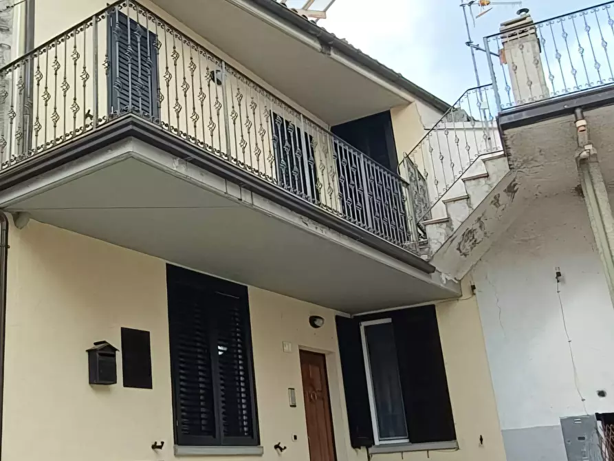 casa indipendente in vendita a Campli in zona Battaglia