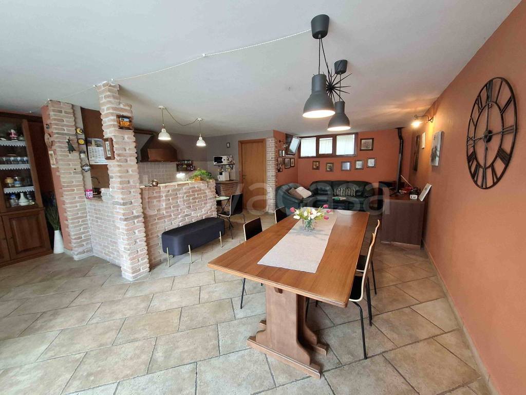 casa indipendente in vendita a Campli in zona Sant'Onofrio