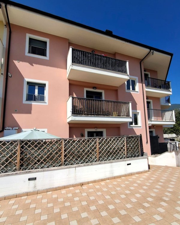appartamento in vendita a Campli in zona Nocella