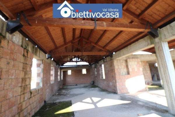 casa indipendente in vendita a Campli in zona Nocella