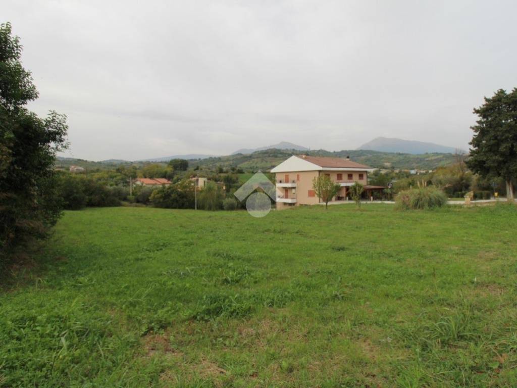 terreno edificabile in vendita a Campli in zona Villa Camera