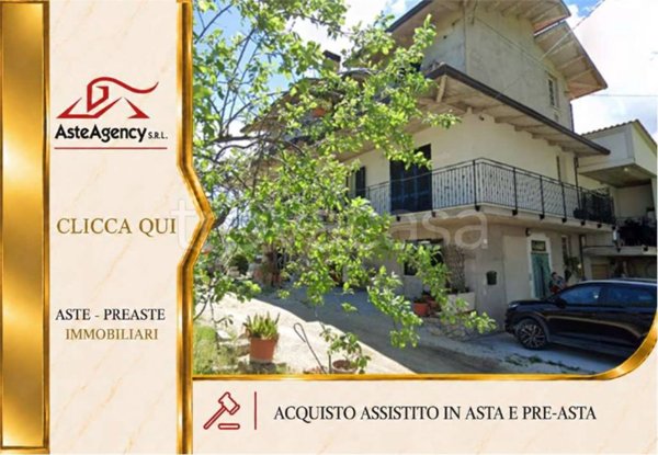 appartamento in vendita a Campli in zona Campovalano