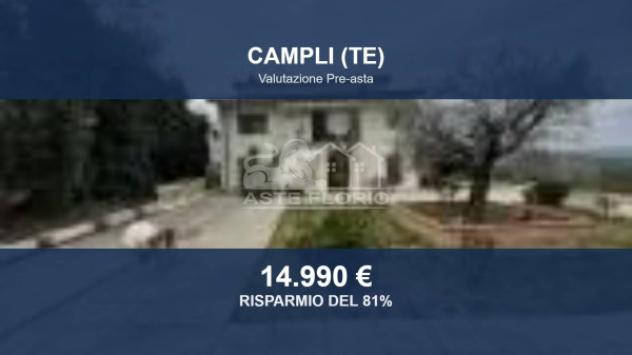casa indipendente in vendita a Campli